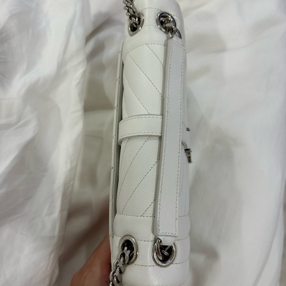 SOLD! Authentic YSL medium envelope bag - Picture 8 of 17